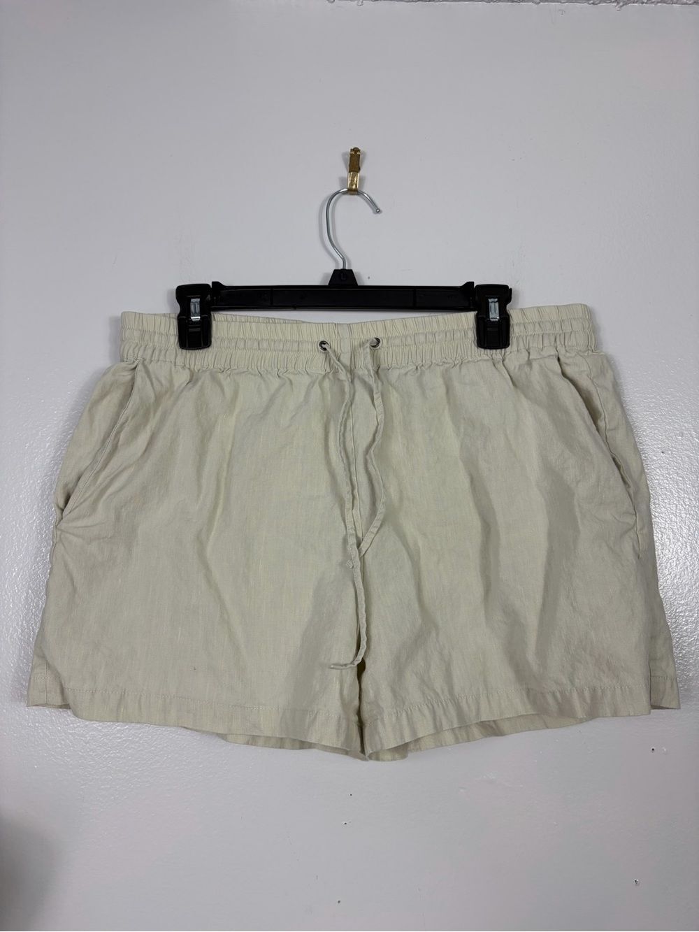 Theory linen blend pull on drawstring Shorts sz L
